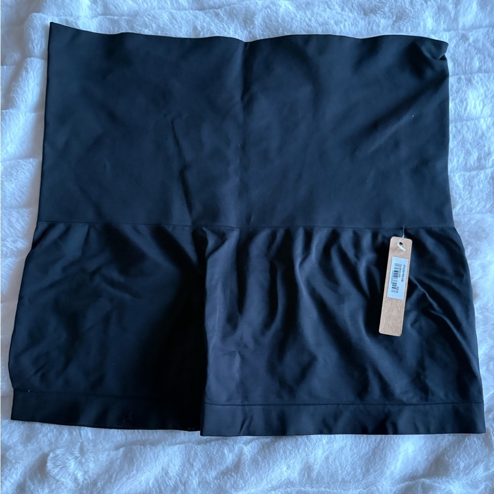 SKIMS Soft Smoothing Short